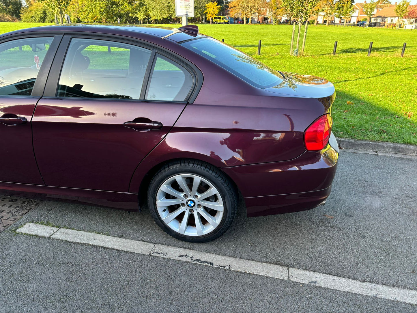 BMW 3 Series SE 2009